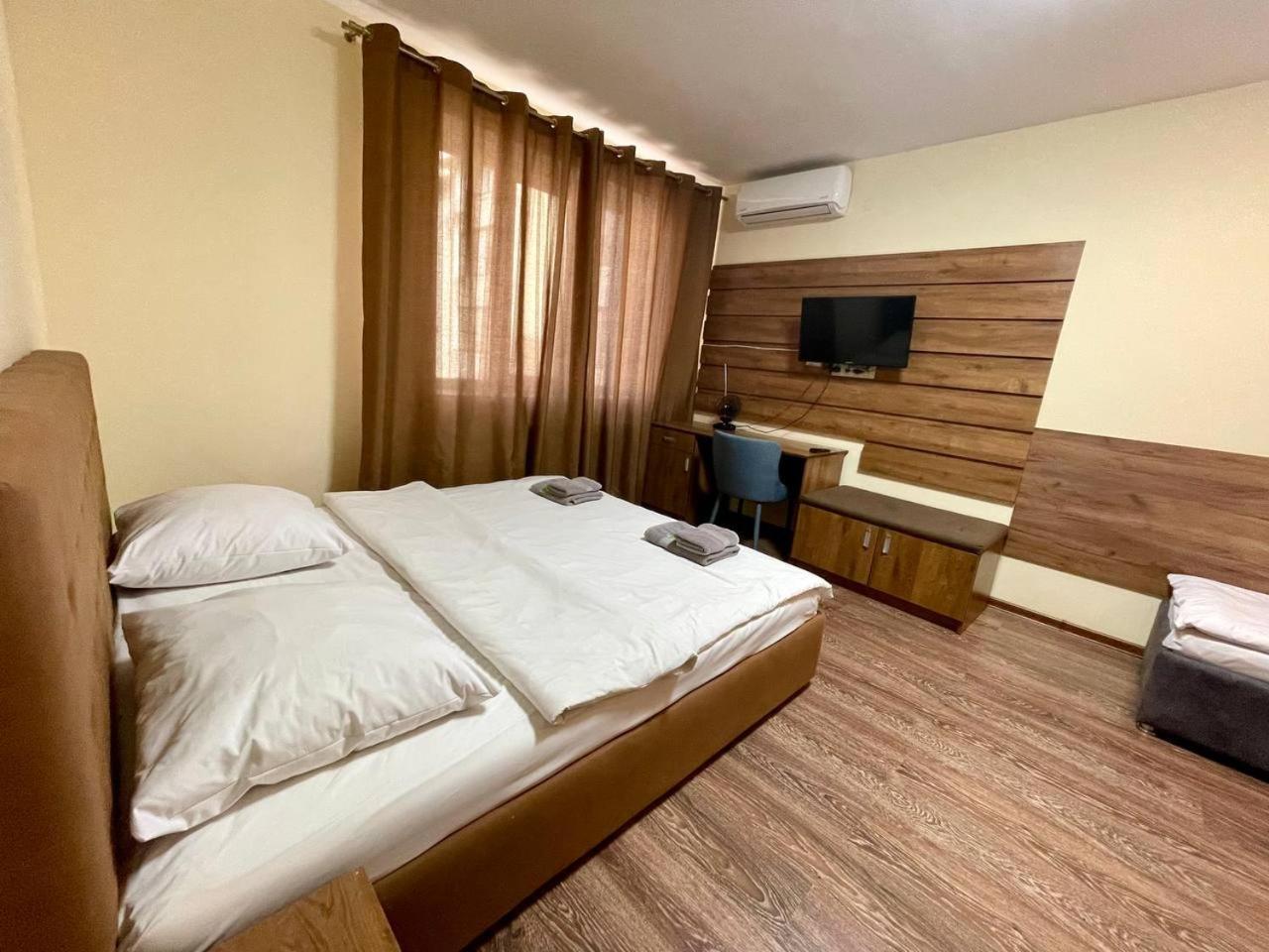 Apartments In Uzhgorod For You. מראה חיצוני תמונה