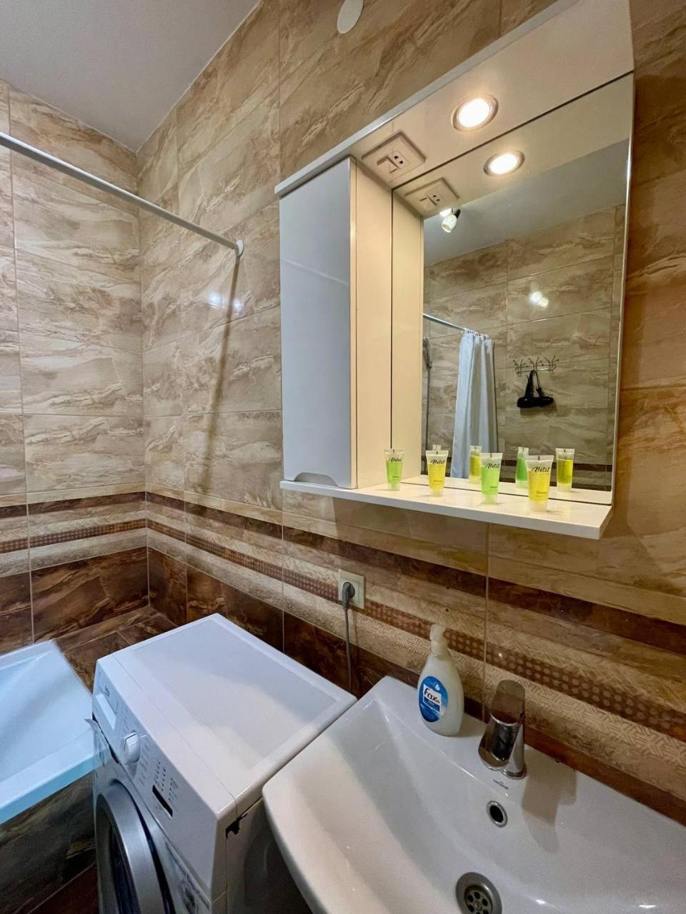 Apartments In Uzhgorod For You. מראה חיצוני תמונה